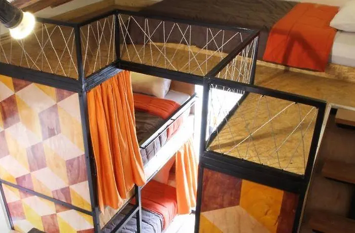 Supertramp Hostel *