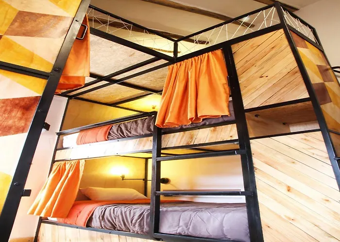 Supertramp Hostel *